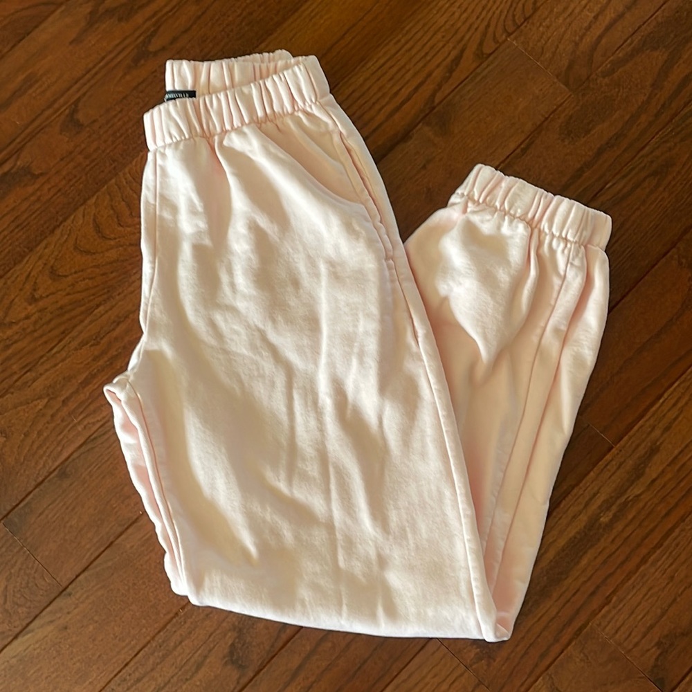 Light Pink Brandy Melville Rosa SweatPants